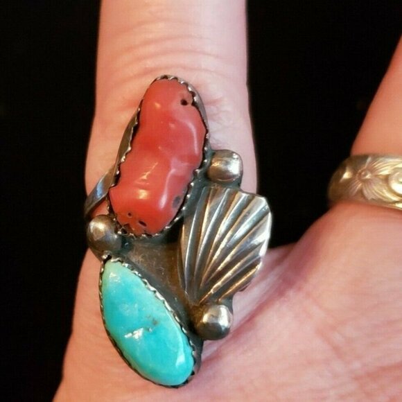 Navajo Turquoise Coral Silver ring, Sz 6-1/2 Vintage - Picture 4 of 10